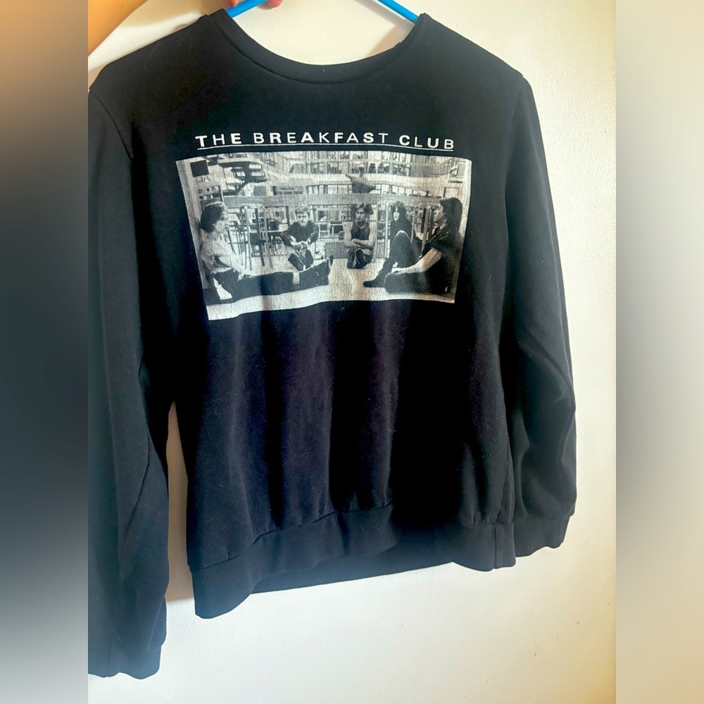 XS breakfast club sweater